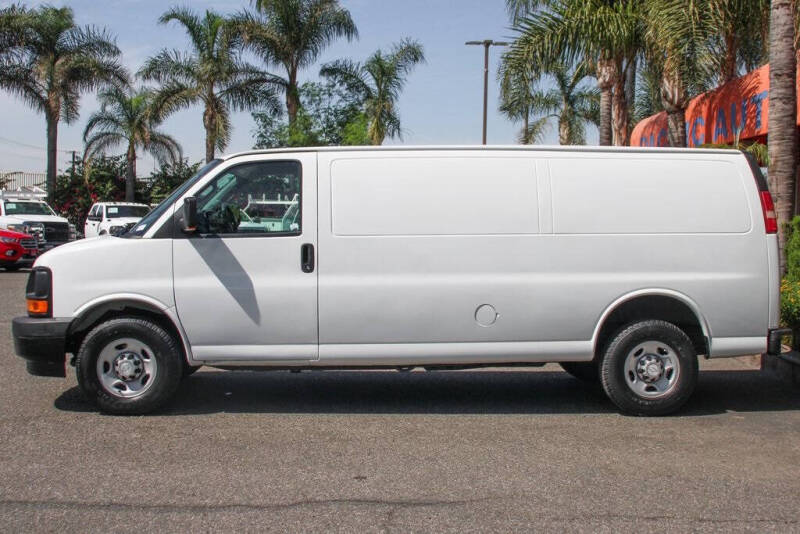 2017 Chevrolet Express 2500