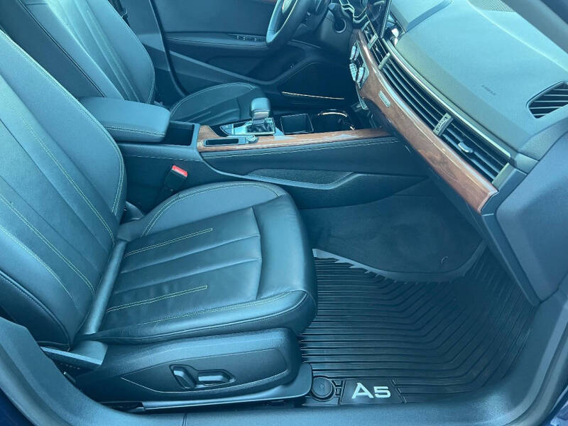 2022 Audi A5 Sportback quattro Premium Plus 40 TFSI