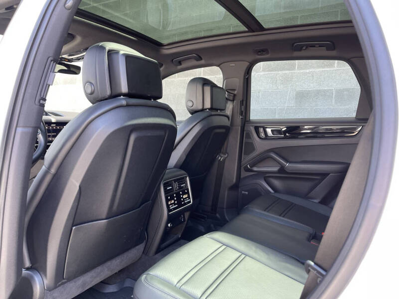 2022 Porsche Cayenne