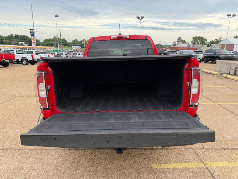 2017 GMC Canyon SLE