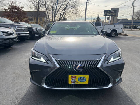 2019 Lexus ES 300h