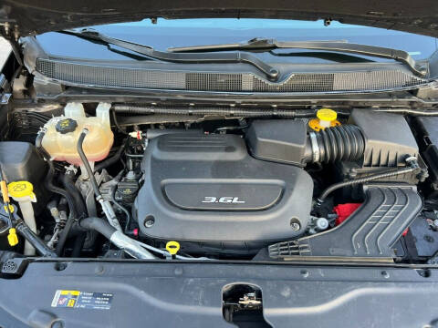 2017 Chrysler Pacifica LX