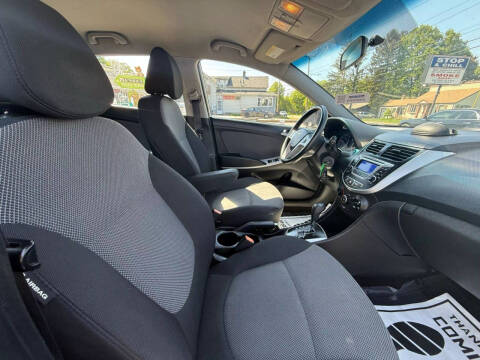 2014 Hyundai Accent GS