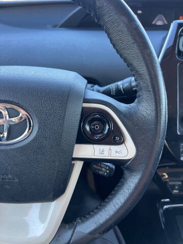 2017 Toyota Prius Three