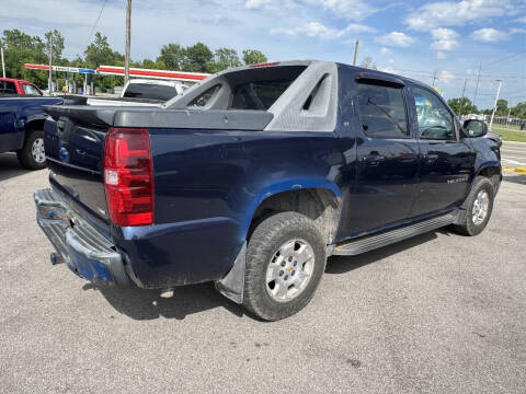 2009 Chevrolet Avalanche LS