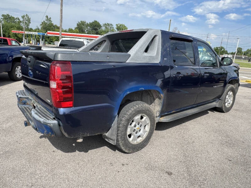 2009 Chevrolet Avalanche LS