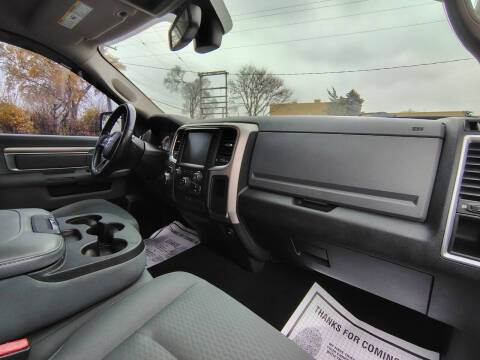 2016 RAM 1500 Big Horn