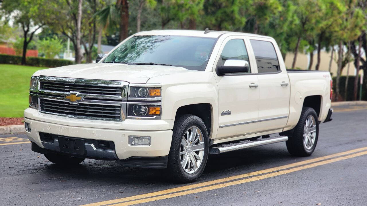 2014 CHEVROLET Silverado Pickup - $18,990