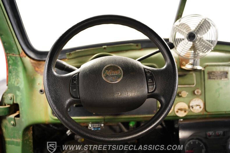 1960 Mack B-Series