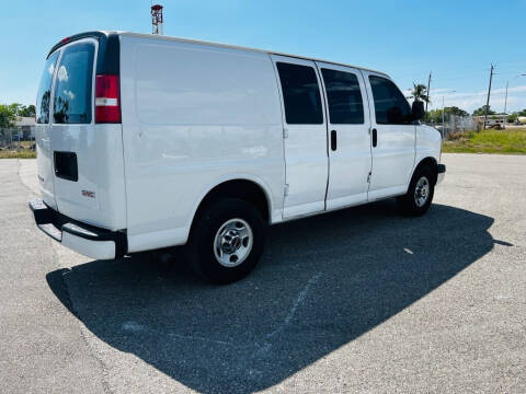 2018 GMC Savana 2500