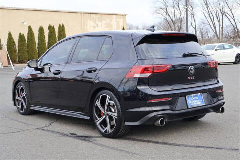 2024 Volkswagen Golf GTI SE