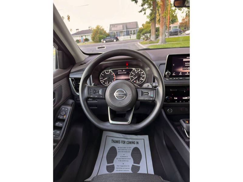 2021 Nissan Rogue SV