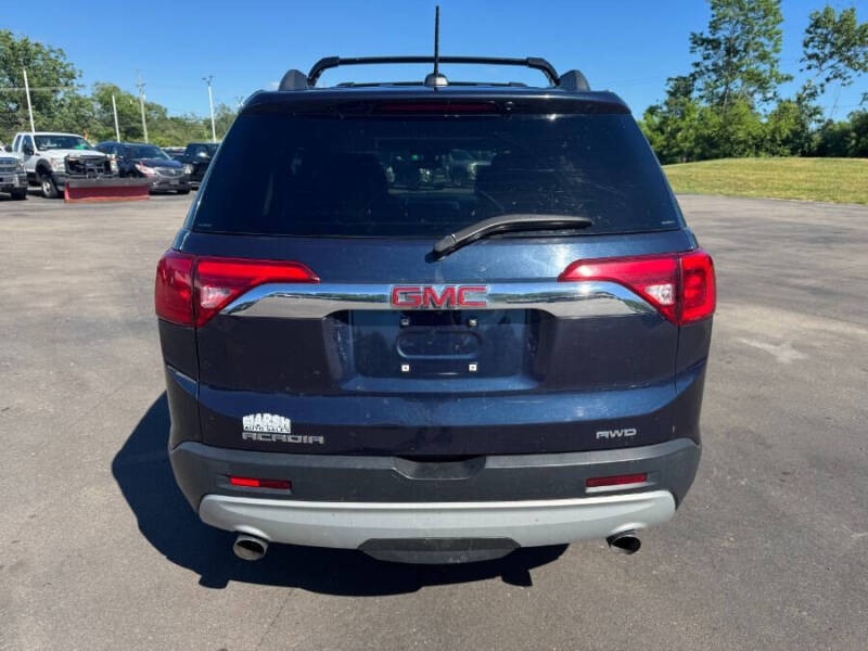 2017 GMC Acadia SLE-2
