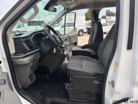 2023 Ford Transit 350 XLT