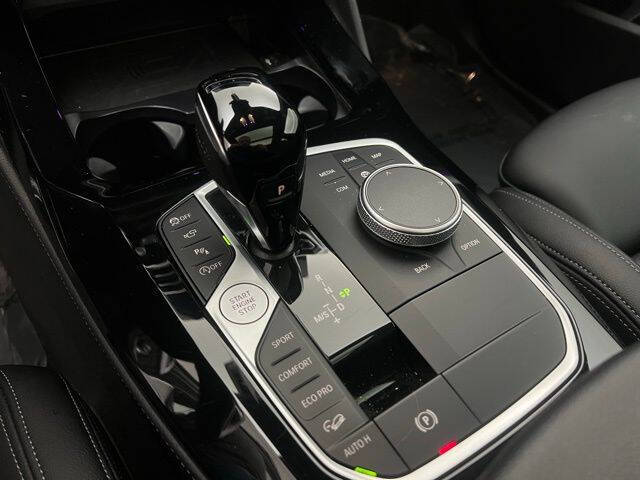 2024 BMW X4 xDrive30i