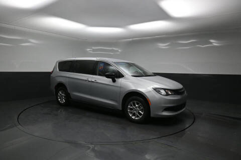 2024 Chrysler Voyager LX