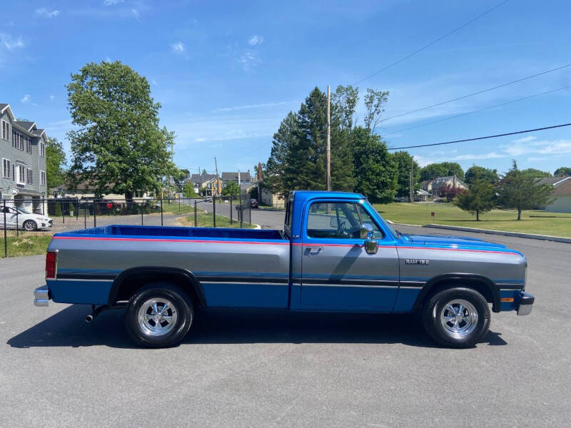 1992 Dodge RAM 150 LE