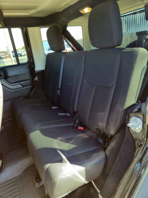 2017 Jeep Wrangler Unlimited Sport