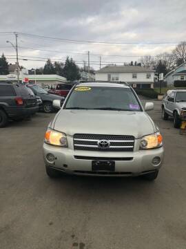 2006 Toyota Highlander Hybrid for sale at Victor Eid Auto Sales in Troy NY