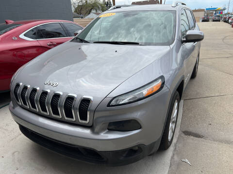 2018 Jeep Cherokee for sale at Matthew's Stop & Look Auto Sales in Detroit MI