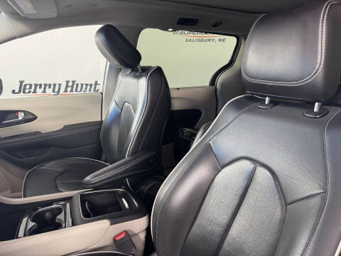 2024 Chrysler Pacifica Limited