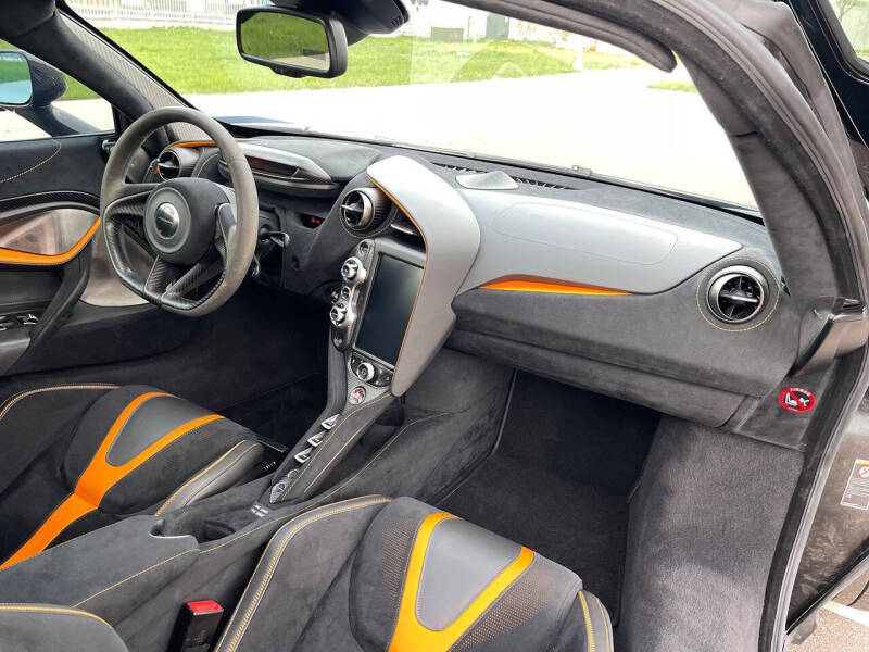 2018 McLaren 720S