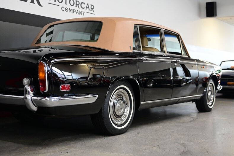 1972 Rolls-Royce SILVER CLOUD LWB
