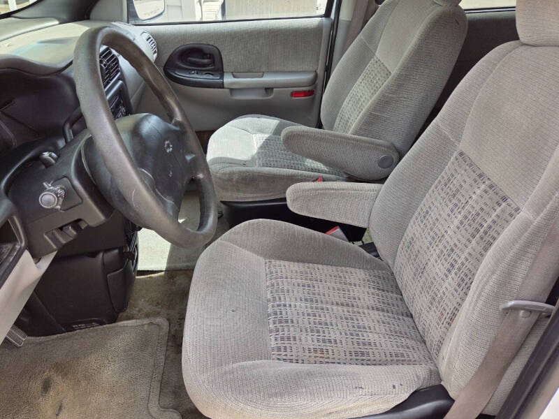 2002 Chevrolet Venture LS