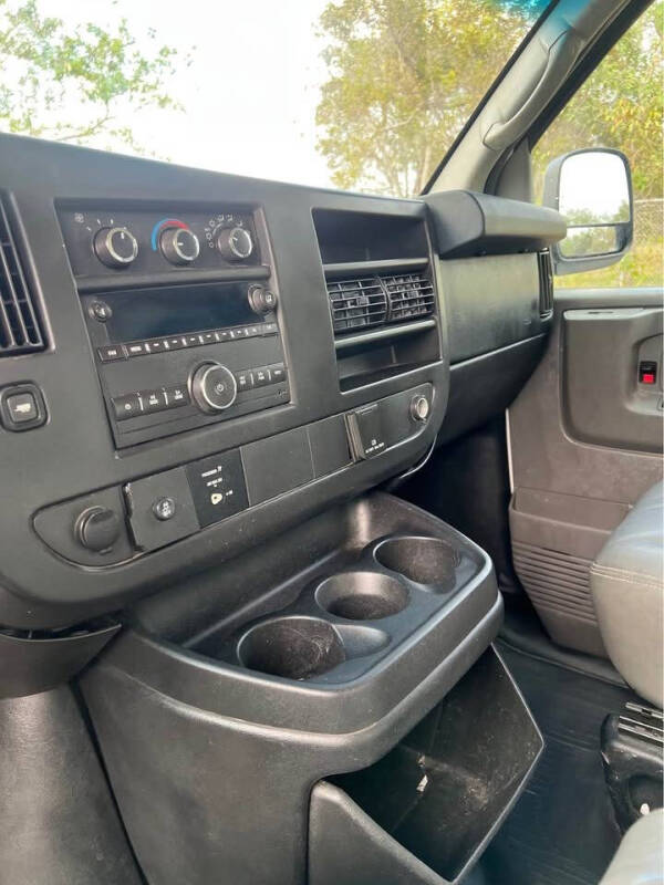 2015 Chevrolet Express 2500
