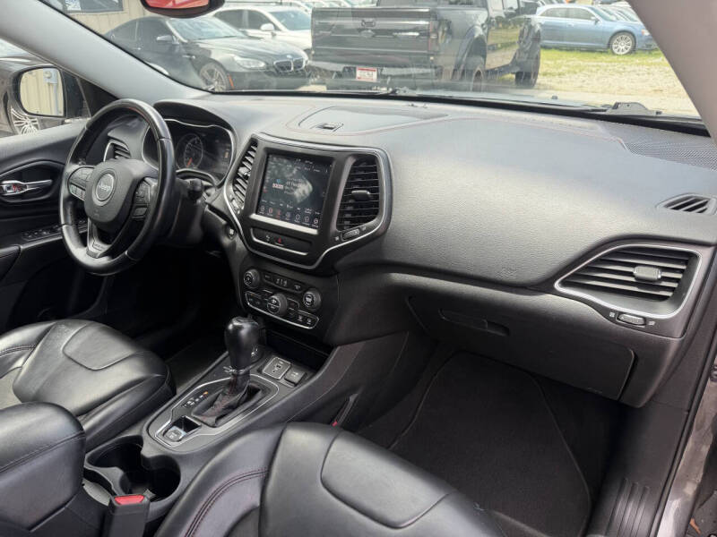 2019 Jeep Cherokee Trailhawk