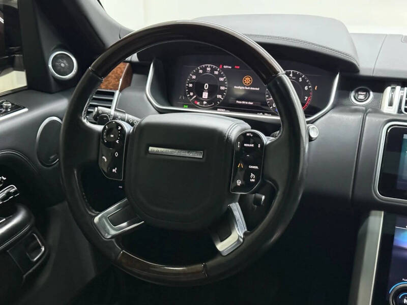 2020 Land Rover Range Rover P525 HSE