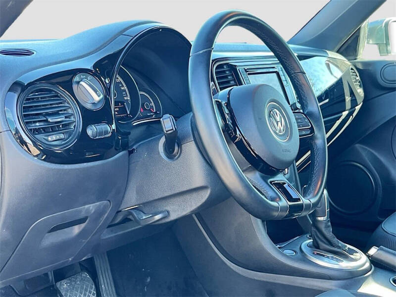 2018 Volkswagen Beetle 2.0T Coast