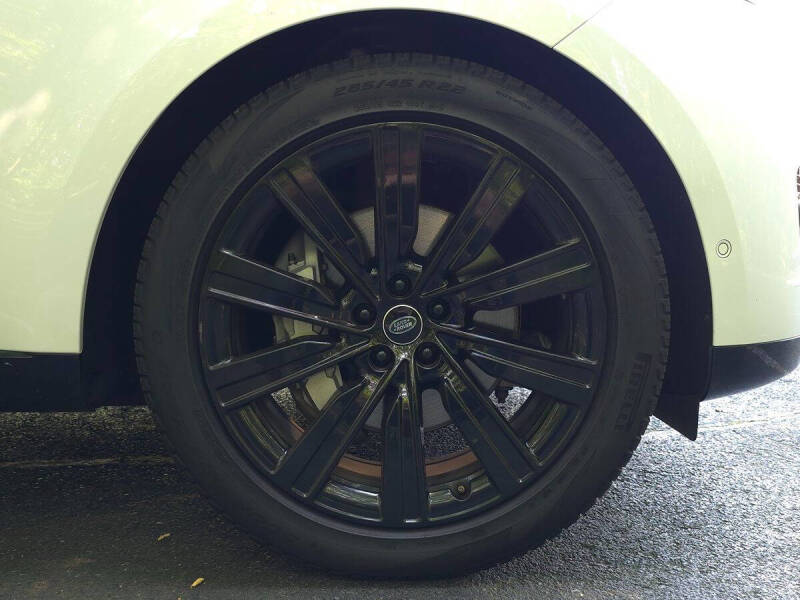 2023 Land Rover Range Rover P400 SE