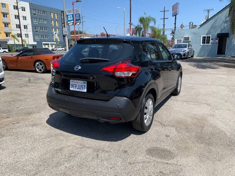 2020 Nissan Kicks S
