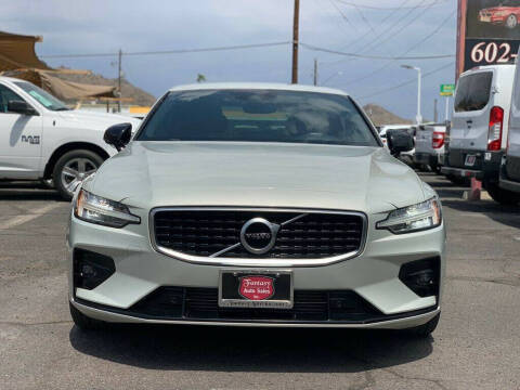 2019 Volvo S60 T5 R-Design