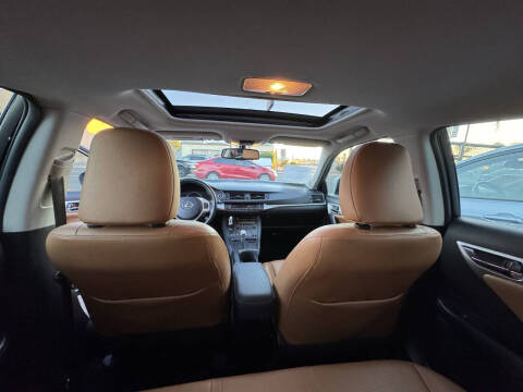 2011 Lexus CT 200h Premium