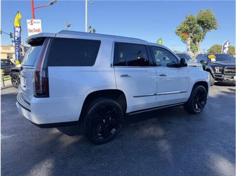 2019 Cadillac Escalade Platinum