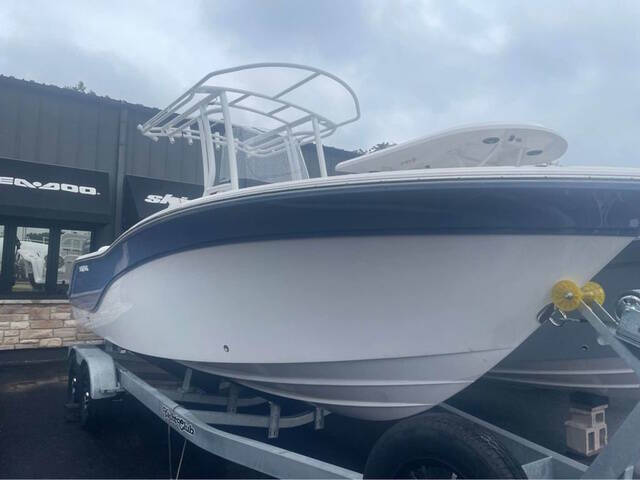 2024 Seafox 228 Commander