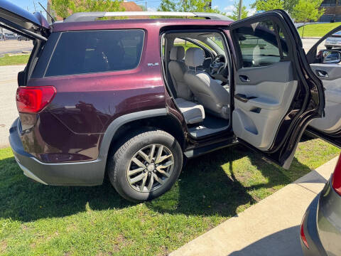 2017 GMC Acadia SLE-2