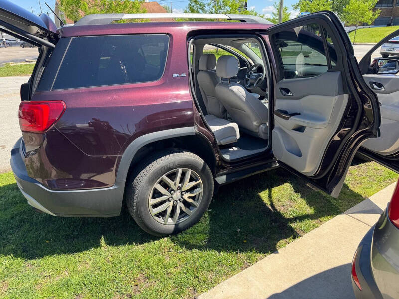 2017 GMC Acadia SLE-2