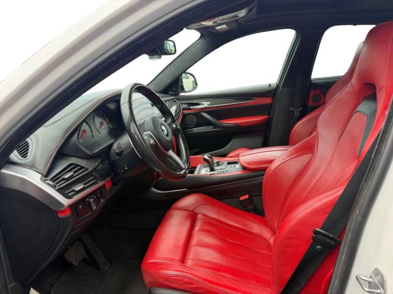 2016 BMW X6 M