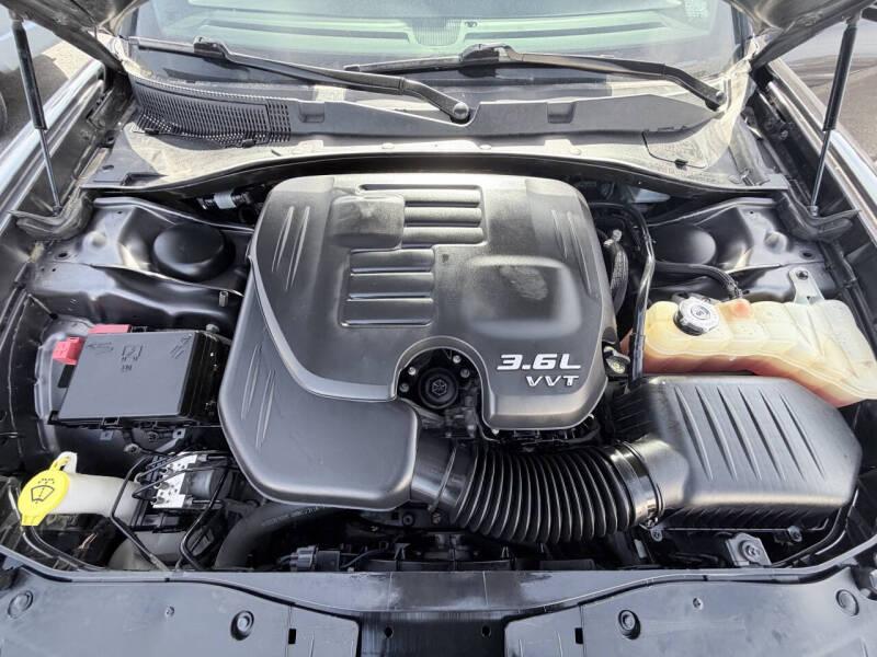 2017 Dodge Charger SXT