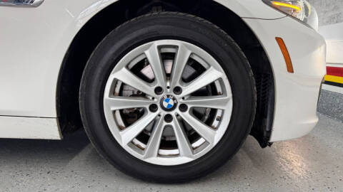 2016 BMW 5 Series 528i