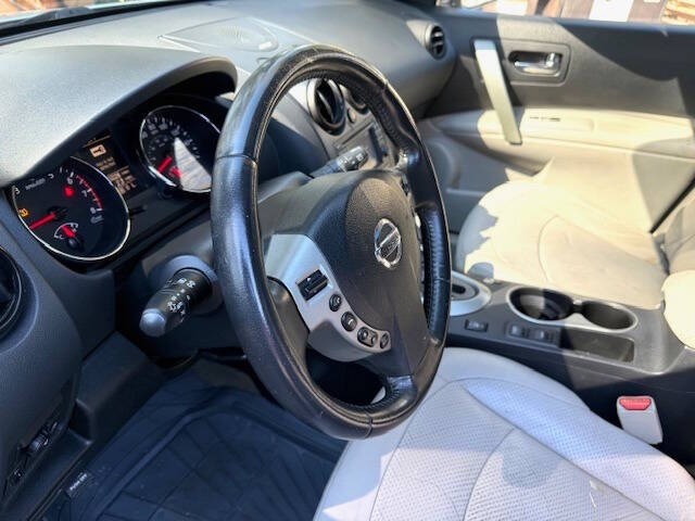 2012 Nissan Rogue SV w/SL Package