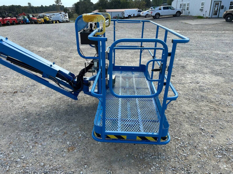 2015 Genie S-65 Boom / Manlift