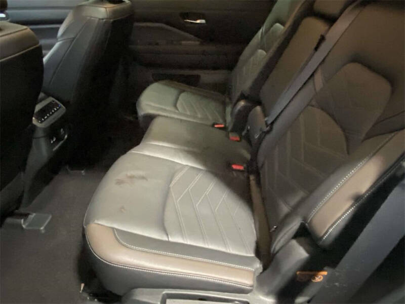 2024 Nissan Pathfinder Platinum