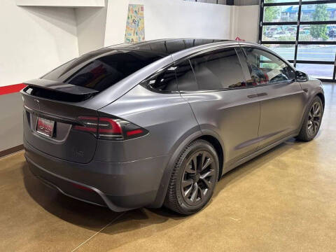 2022 Tesla Model X Plaid