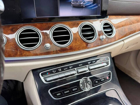 2017 Mercedes-Benz E-Class E 300