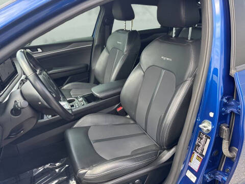 2022 Kia K5