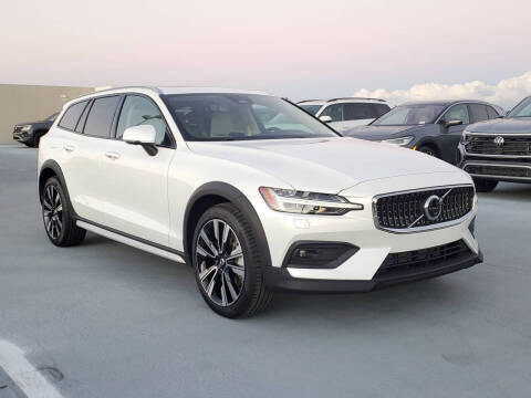 2026 Volvo V60 Cross Country B5 Ultra
